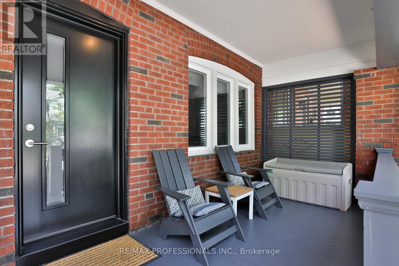 611 Windermere Avenue, Toronto, Ontario  M6S 3L9 - Photo 2 - W13450832