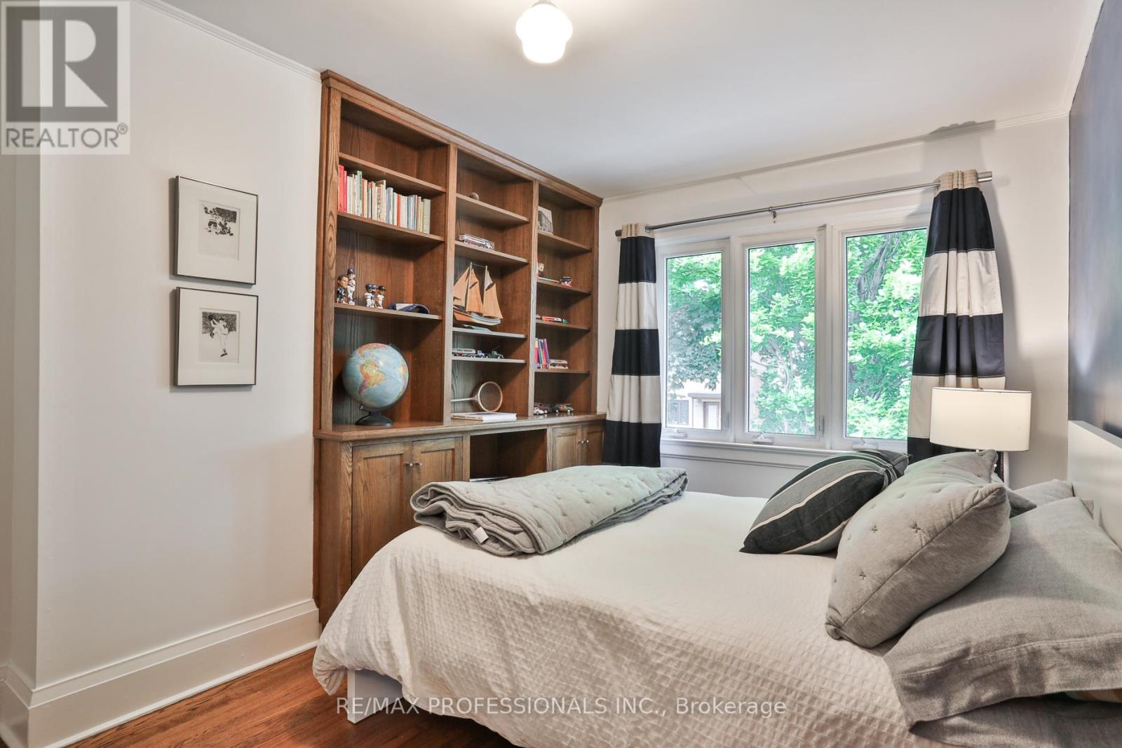 611 Windermere Avenue, Toronto, Ontario  M6S 3L9 - Photo 23 - W13450832