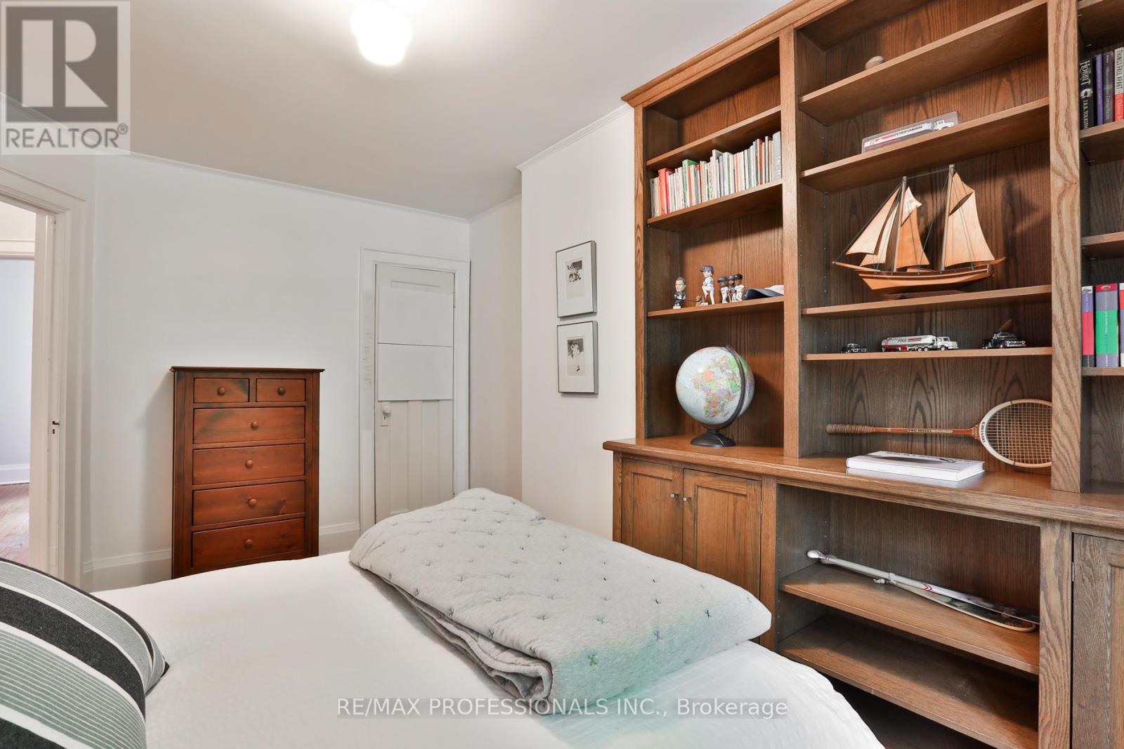 611 Windermere Avenue, Toronto, Ontario  M6S 3L9 - Photo 25 - W13450832