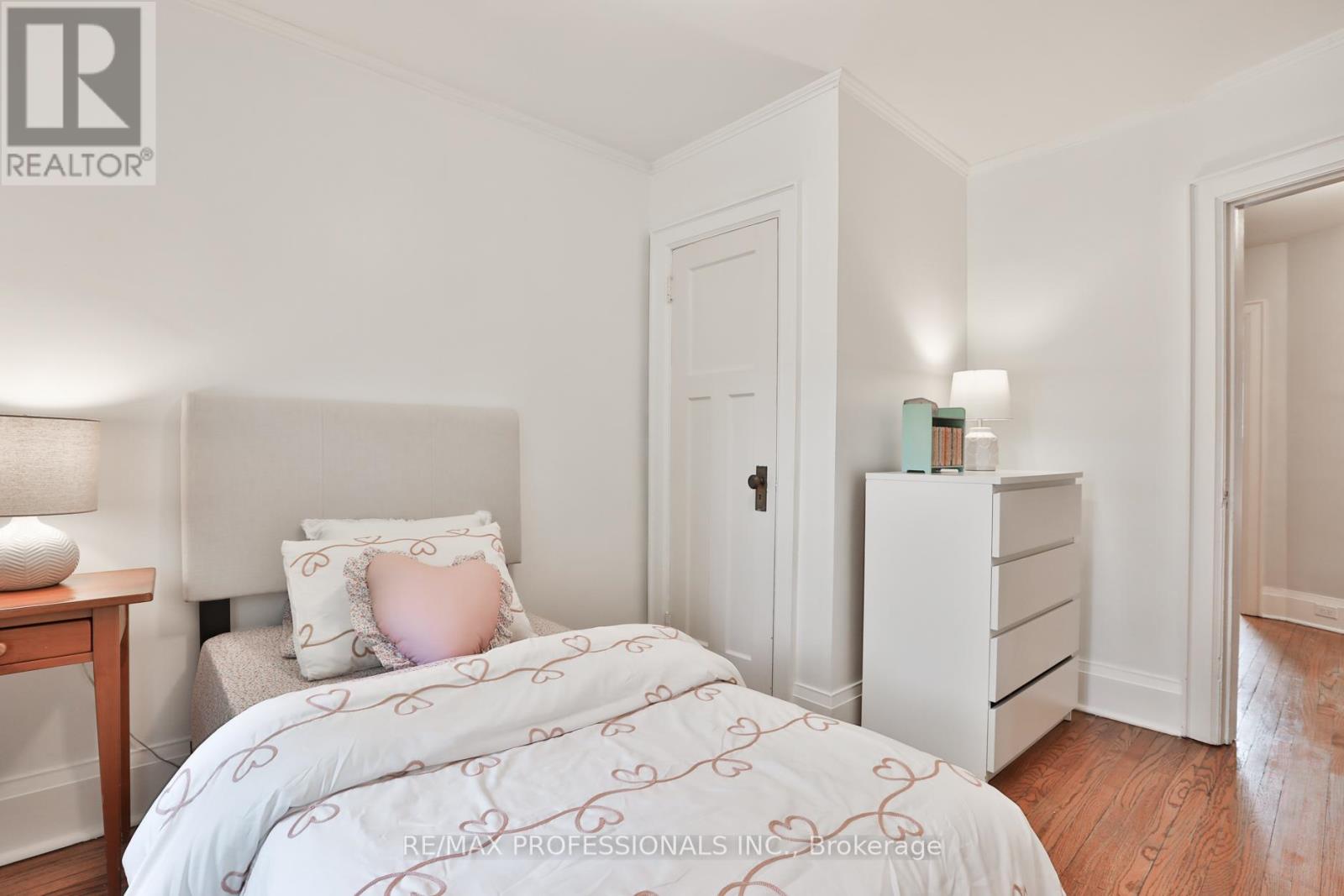 611 Windermere Avenue, Toronto, Ontario  M6S 3L9 - Photo 27 - W13450832