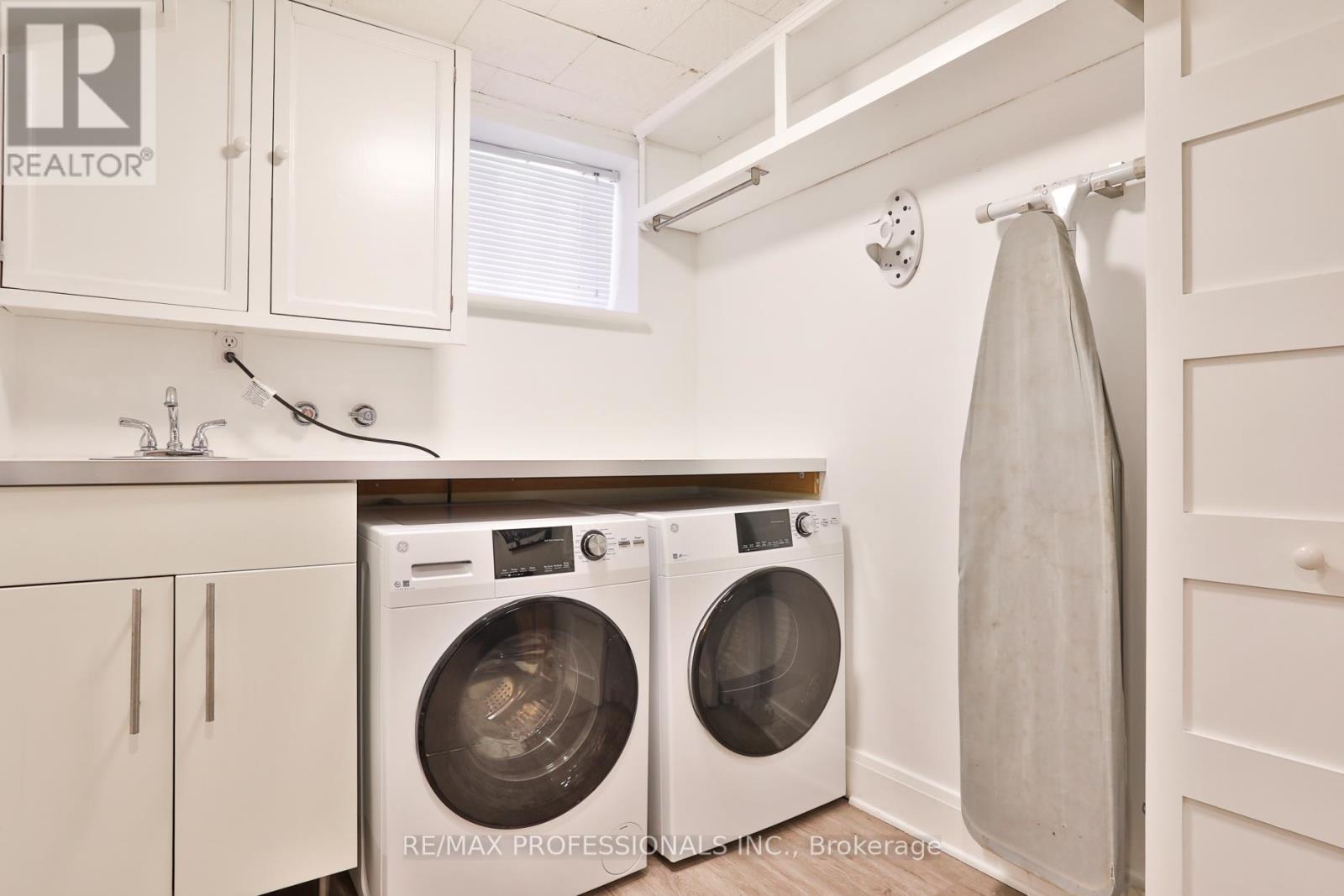 611 Windermere Avenue, Toronto, Ontario  M6S 3L9 - Photo 35 - W13450832