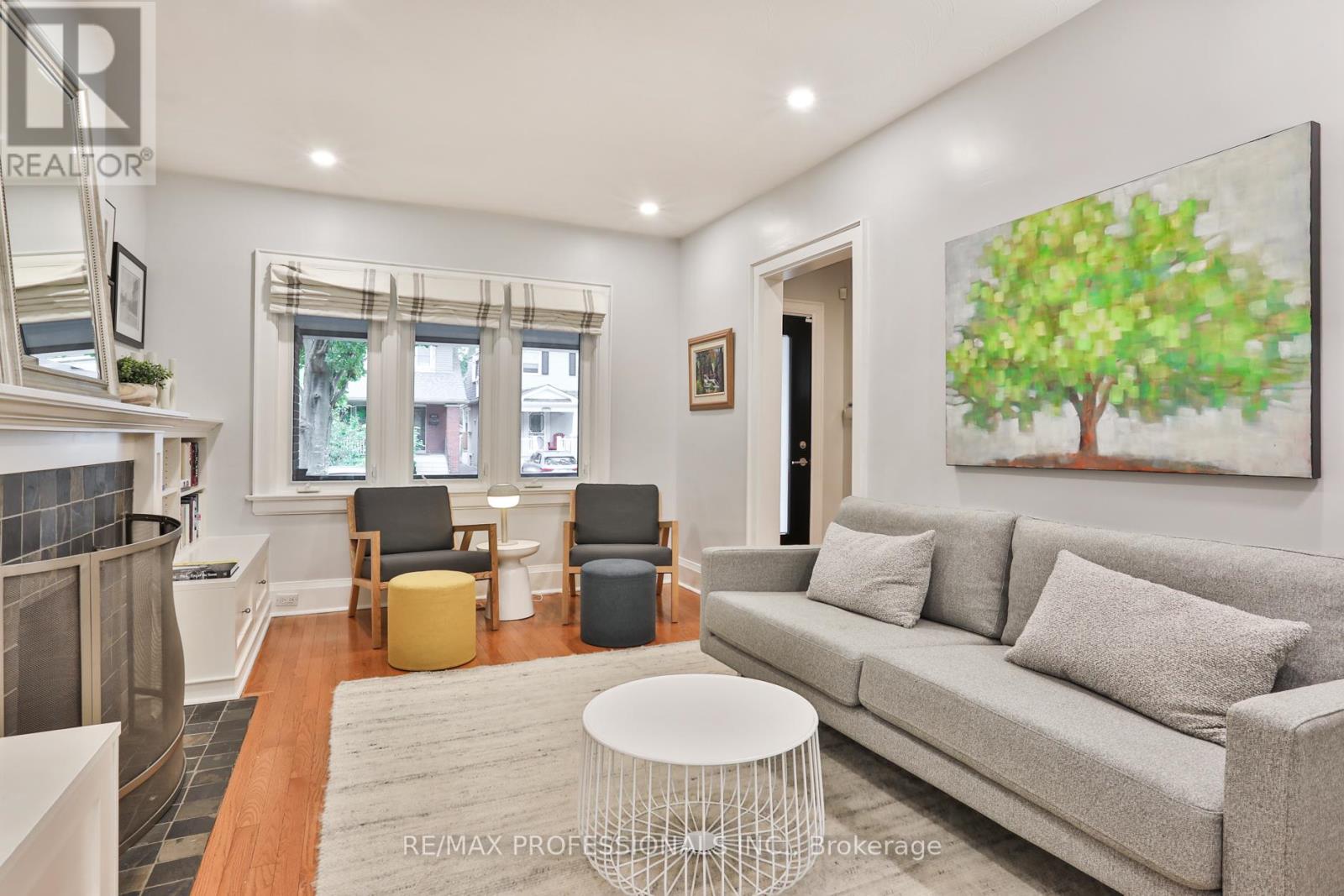 611 Windermere Avenue, Toronto, Ontario  M6S 3L9 - Photo 8 - W13450832