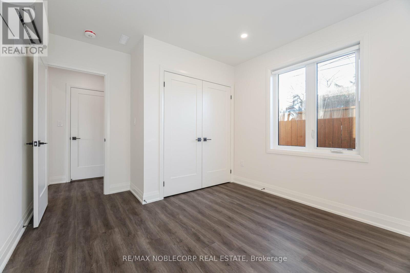 G-Suite - 16 Little Boulevard, Toronto, Ontario  M6E 4N2 - Photo 17 - W13450898