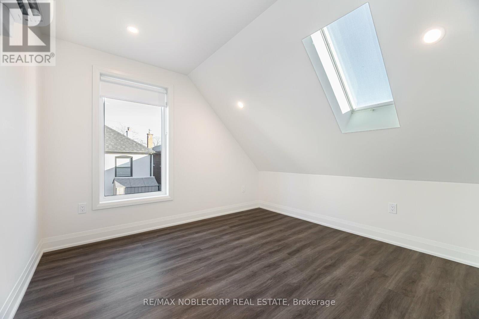 G-Suite - 16 Little Boulevard, Toronto, Ontario  M6E 4N2 - Photo 28 - W13450898