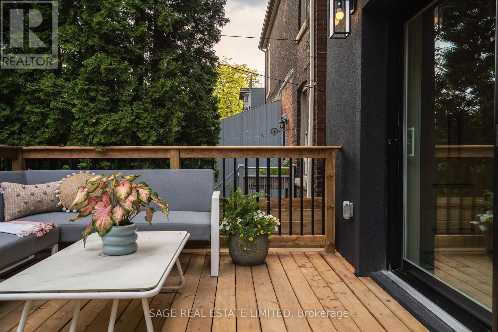 21 Galley Avenue, Toronto, Ontario  M6R 1G9 - Photo 37 - W13450910