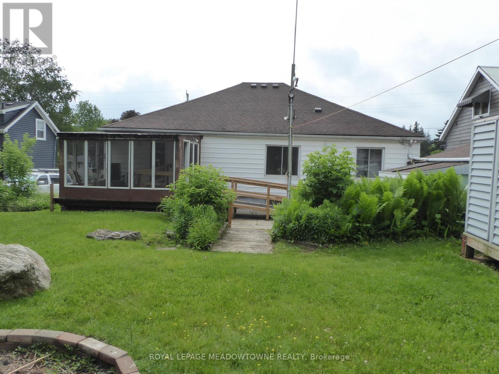 43 Cobblehill Road, Halton Hills, Ontario  L7J 1P1 - Photo 27 - W13450918