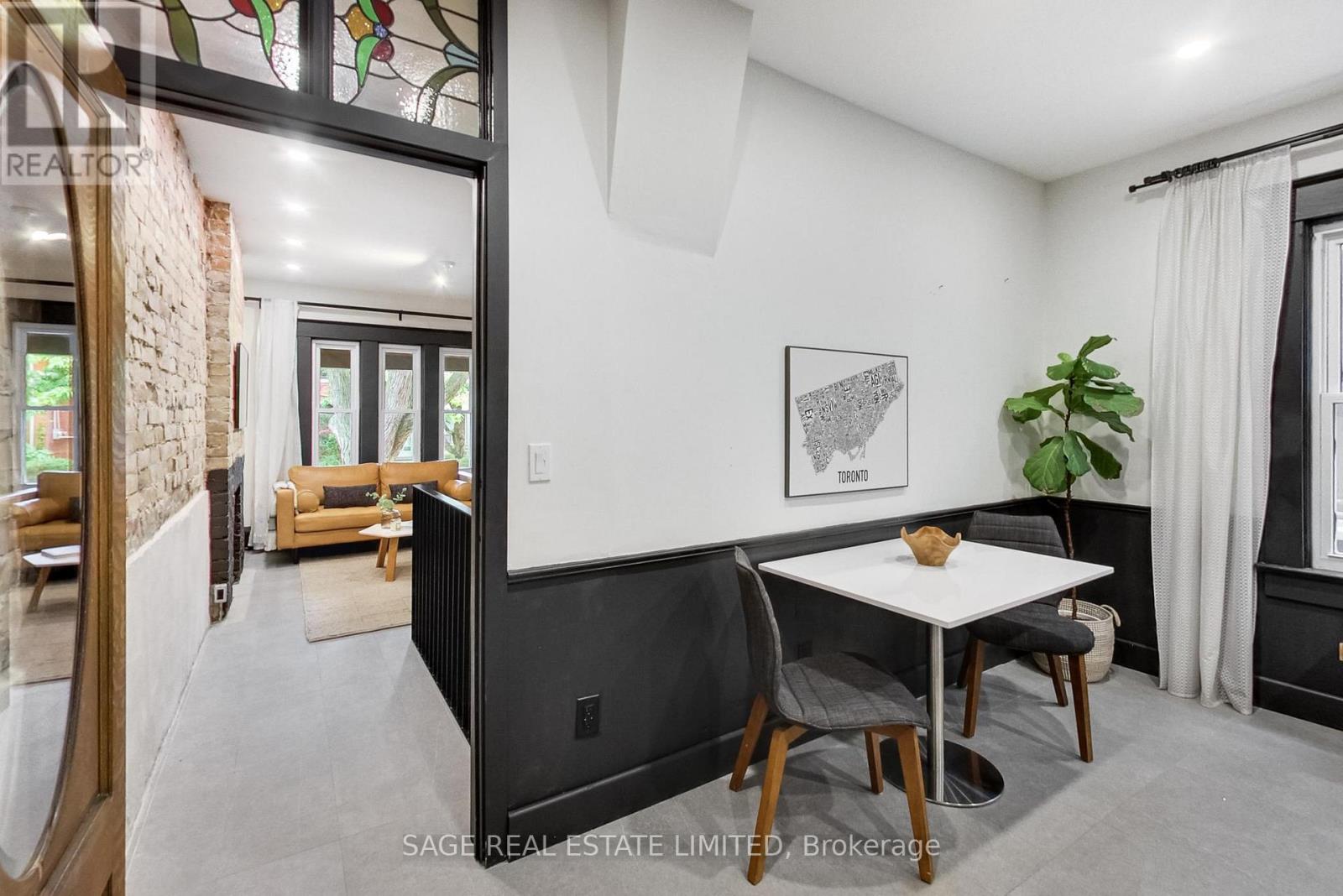 75 Fuller Avenue, Toronto, Ontario M6R 2C4 - Photo 11 - W13450956
