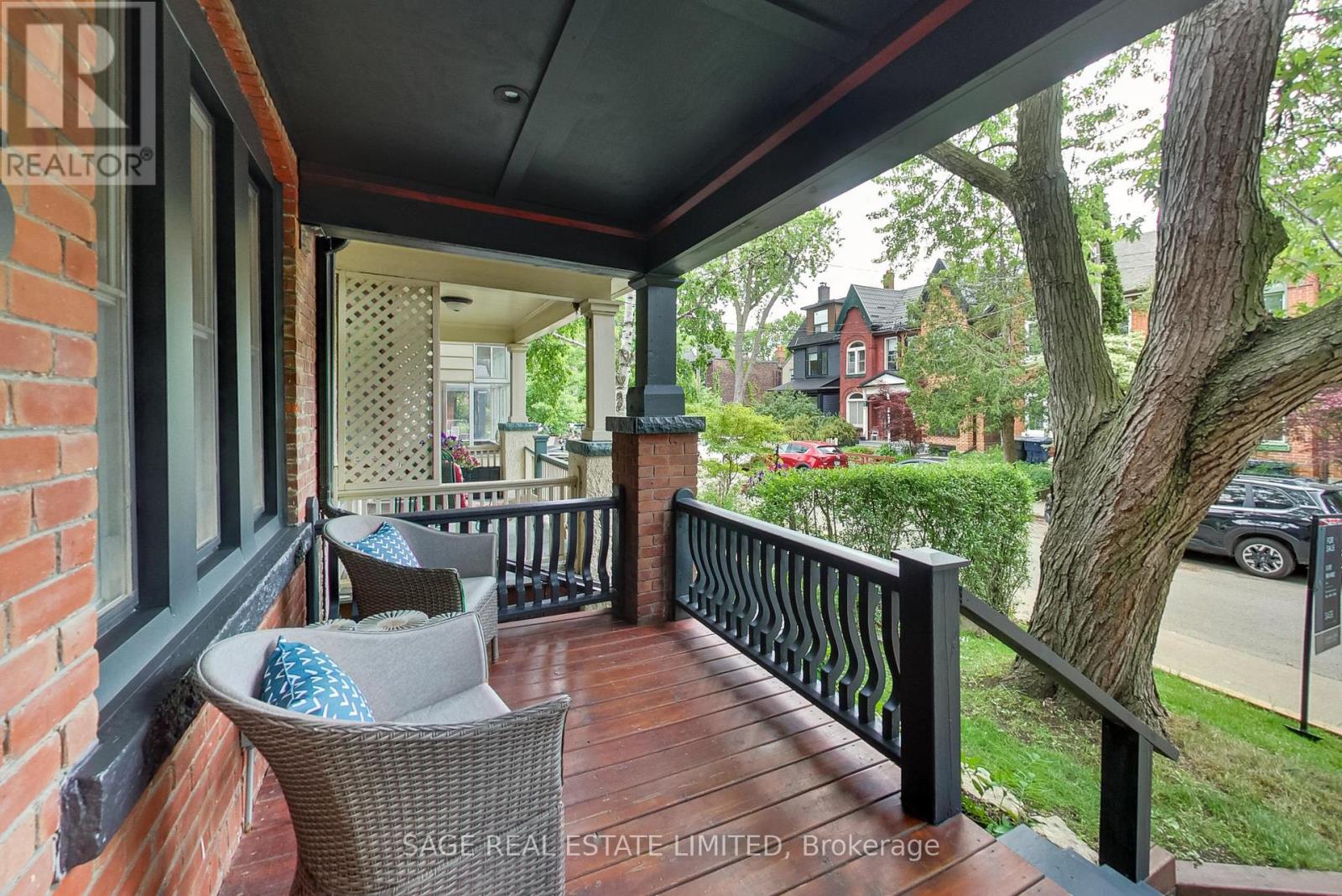 75 Fuller Avenue, Toronto, Ontario M6R 2C4 - Photo 3 - W13450956
