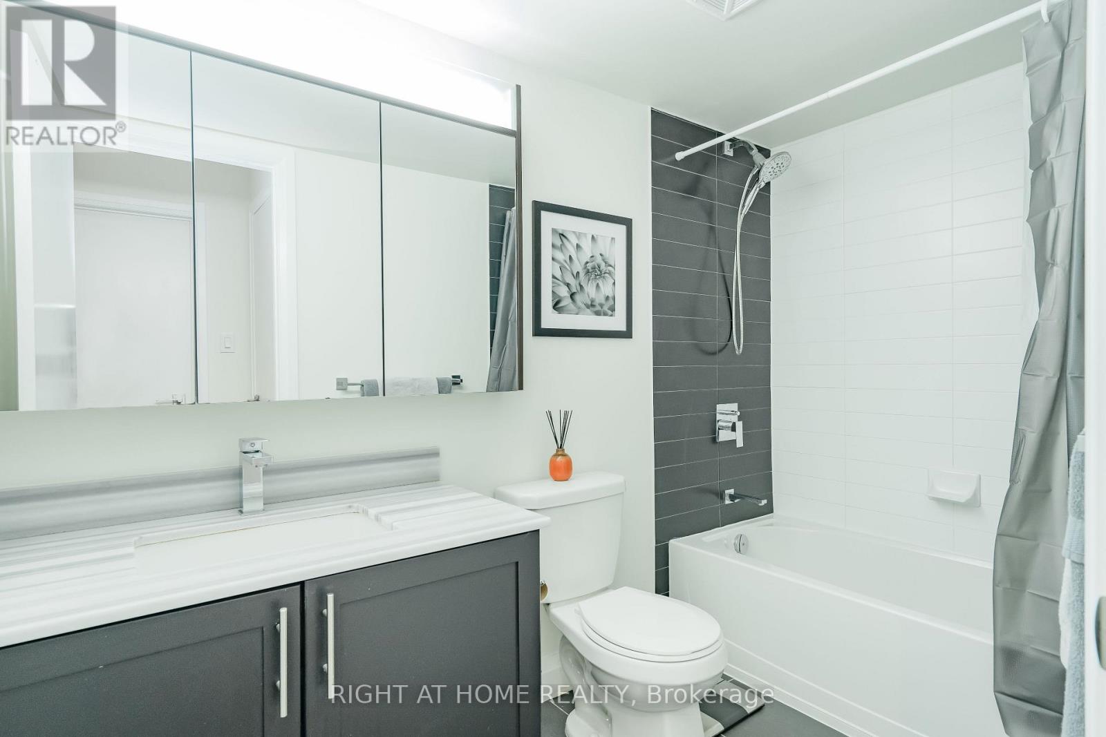 5 - 4030 Parkside Village Drive, Mississauga, Ontario  L5B 0K2 - Photo 18 - W13451044