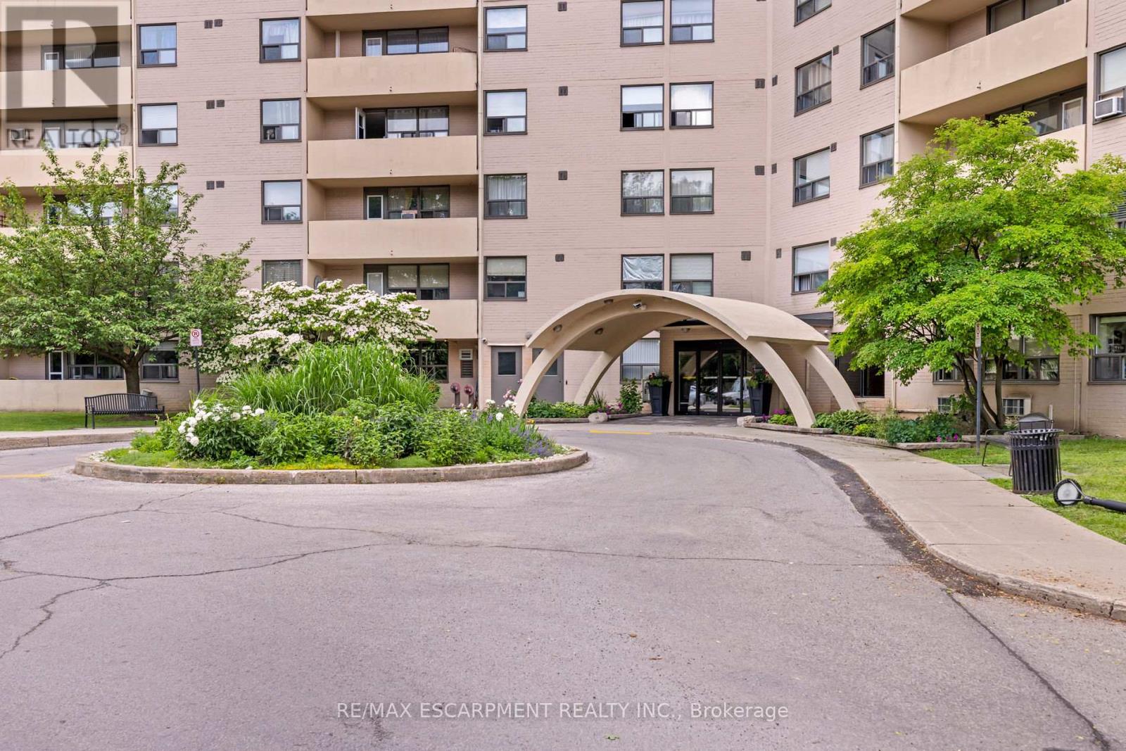 414 - 700 DYNES ROAD, Burlington, Ontario