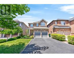 38 TEMPLETON COURT, Brampton, Ontario