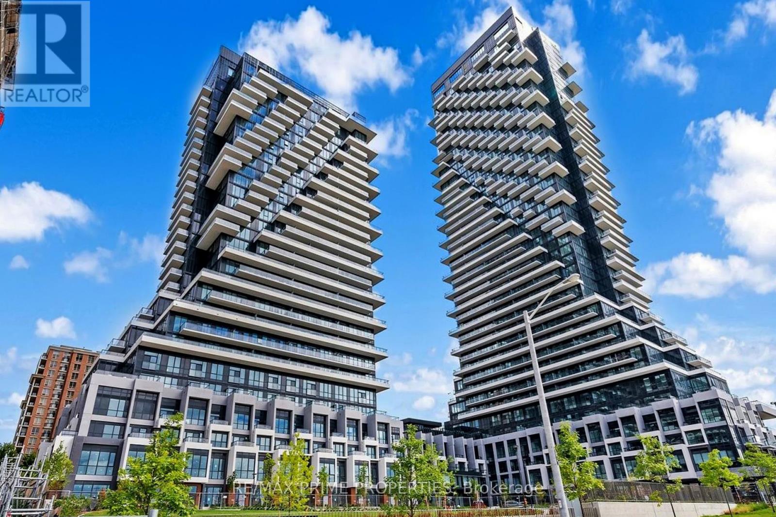 2401 - 30 Inn On The Park Drive, Toronto, Ontario  M3C 0P7 - Photo 25 - C12886754