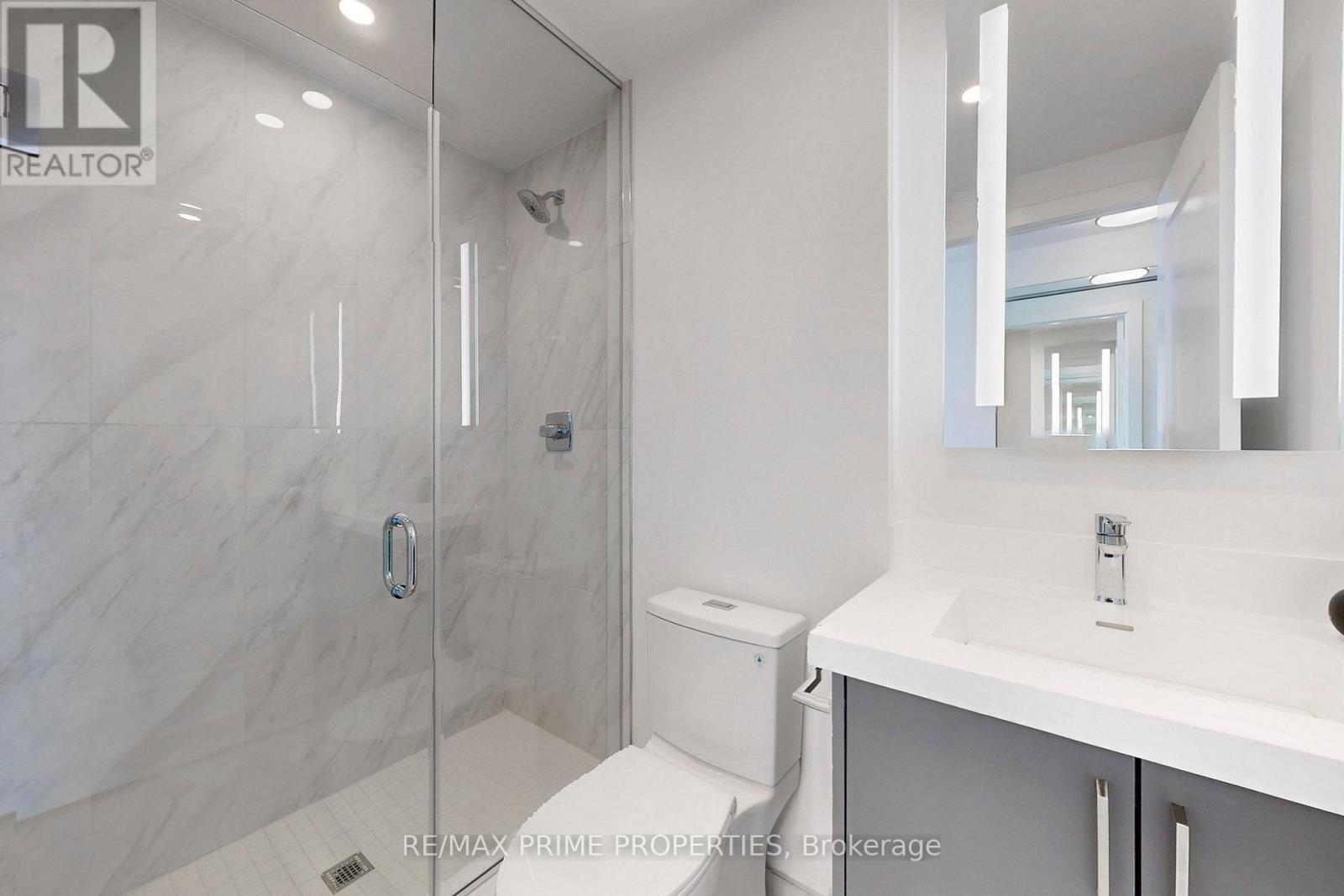 2401 - 30 Inn On The Park Drive, Toronto, Ontario  M3C 0P7 - Photo 14 - C12886754