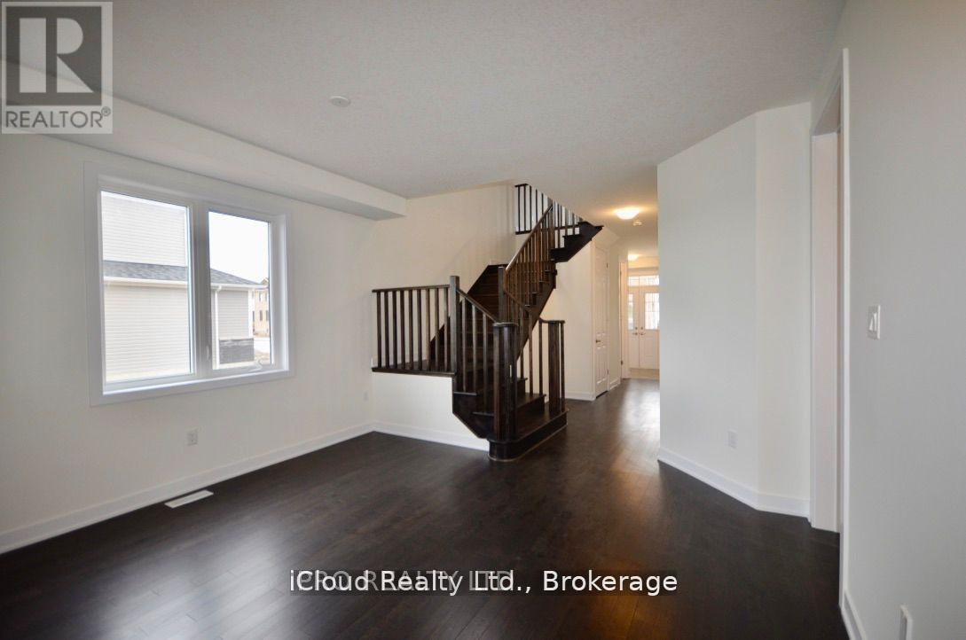 166 Aviron Crescent, Welland, Ontario L3B 5K5 - Photo 4 - X13450926