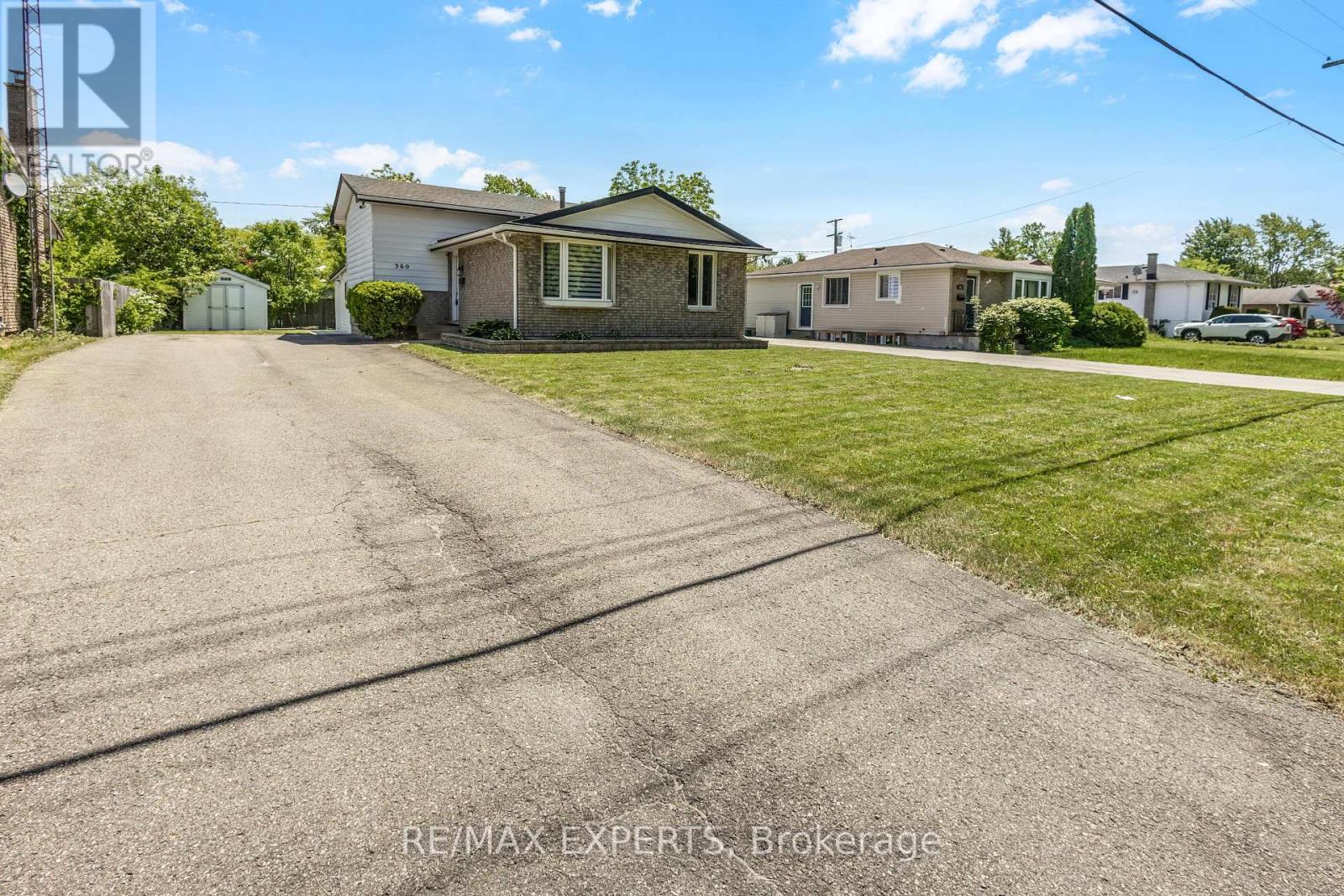 360 First Avenue, Welland, Ontario L3C 5Y9 - Photo 2 - X13450982