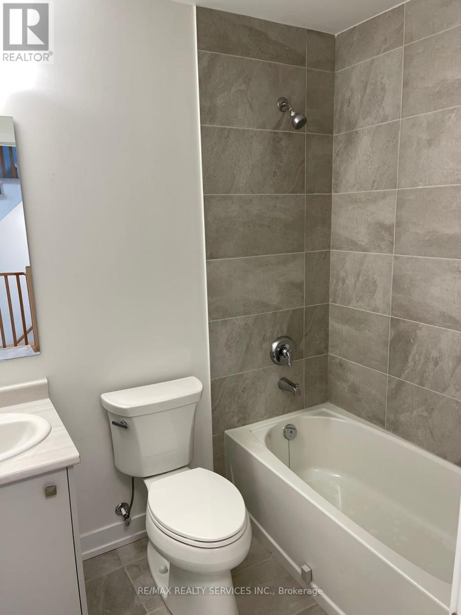 C11 - 10 Palace Street, Kitchener, Ontario N2E 0J3 - Photo 12 - X13451028