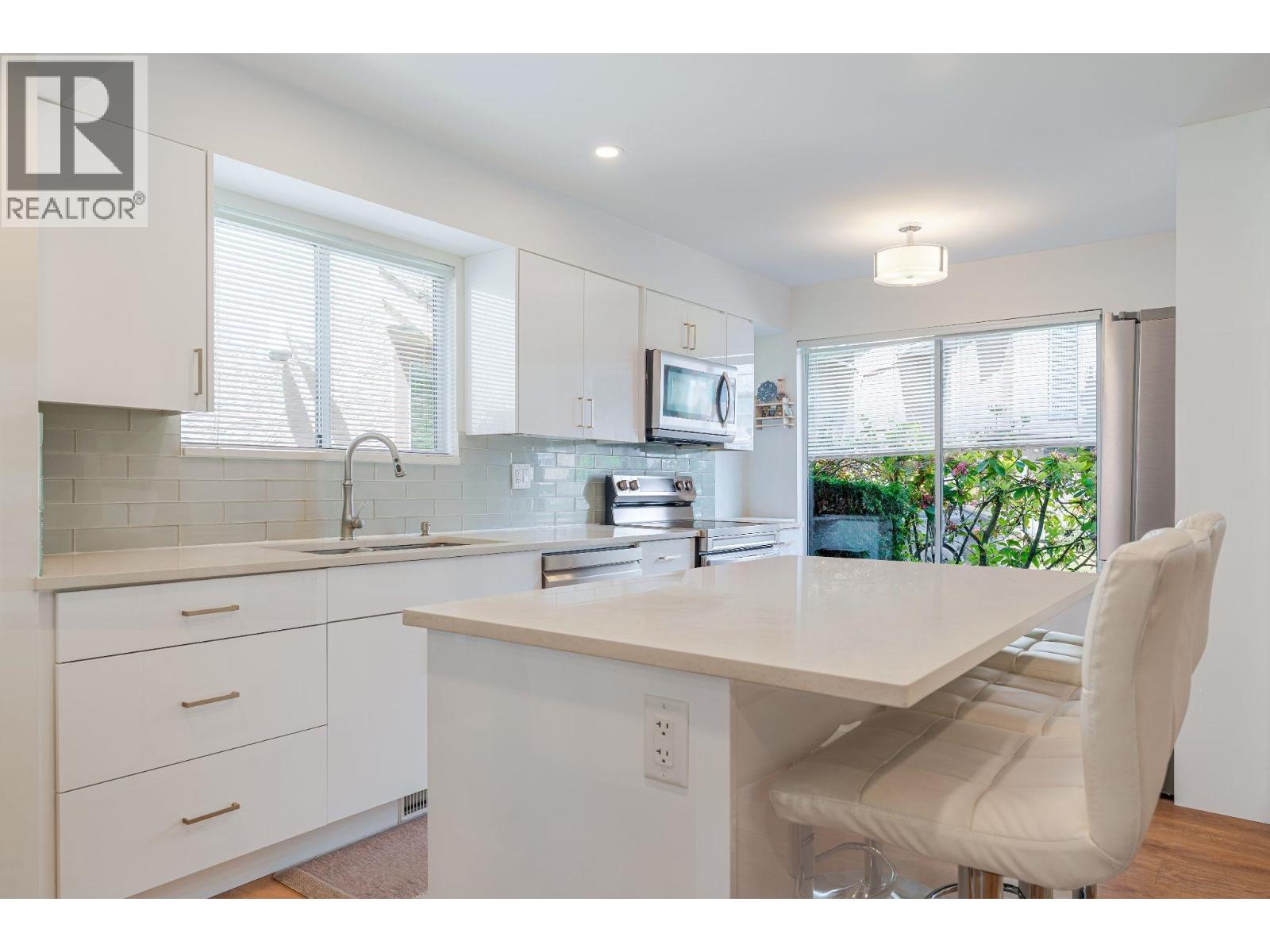 16 901 W 17th Street, North Vancouver, British Columbia  V7P 1V8 - Photo 17 - R3136346