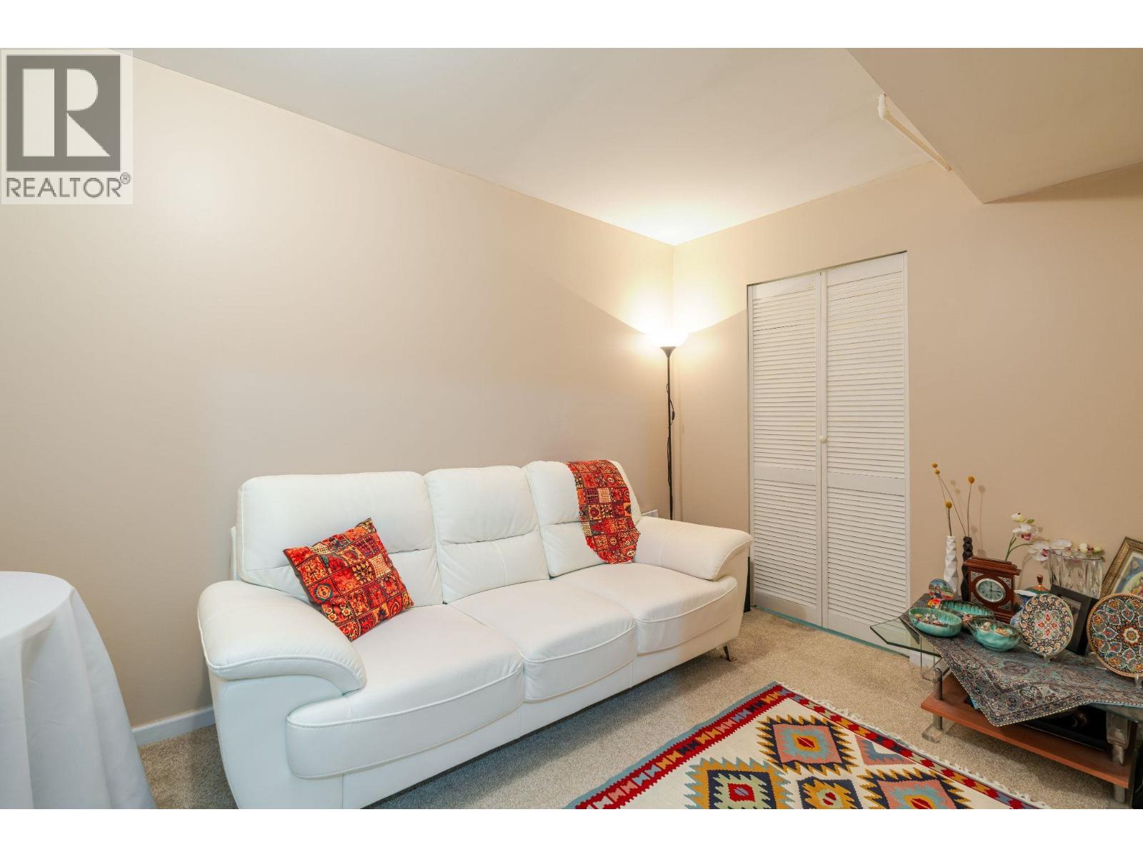 16 901 W 17th Street, North Vancouver, British Columbia  V7P 1V8 - Photo 5 - R3136346