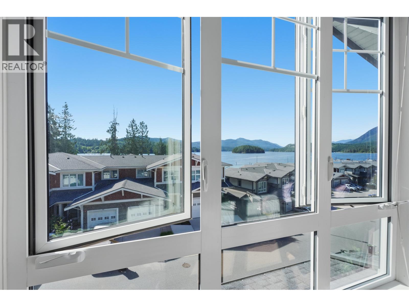 5906 Beachgate Lane, Sechelt, British Columbia  V7Z 0S3 - Photo 23 - R3136358