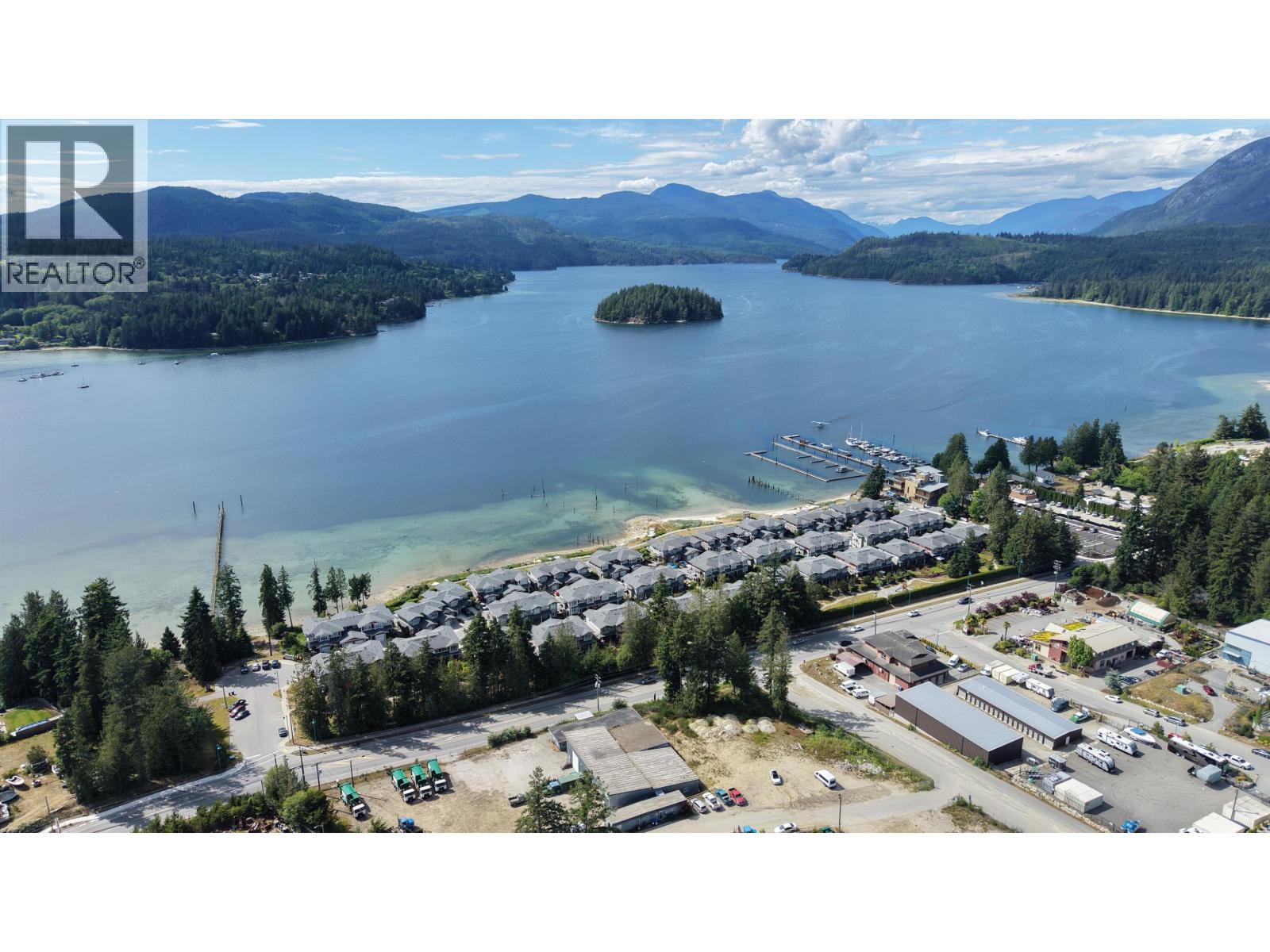 5906 Beachgate Lane, Sechelt, British Columbia  V7Z 0S3 - Photo 29 - R3136358