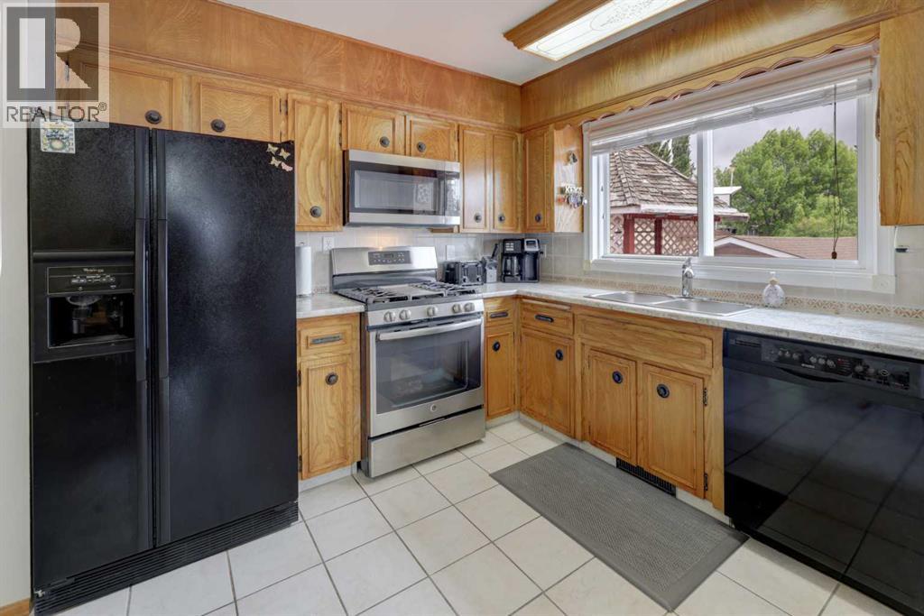 3444 Temple Way Ne, Calgary, Alberta  T1Y 3B7 - Photo 8 - A2317581