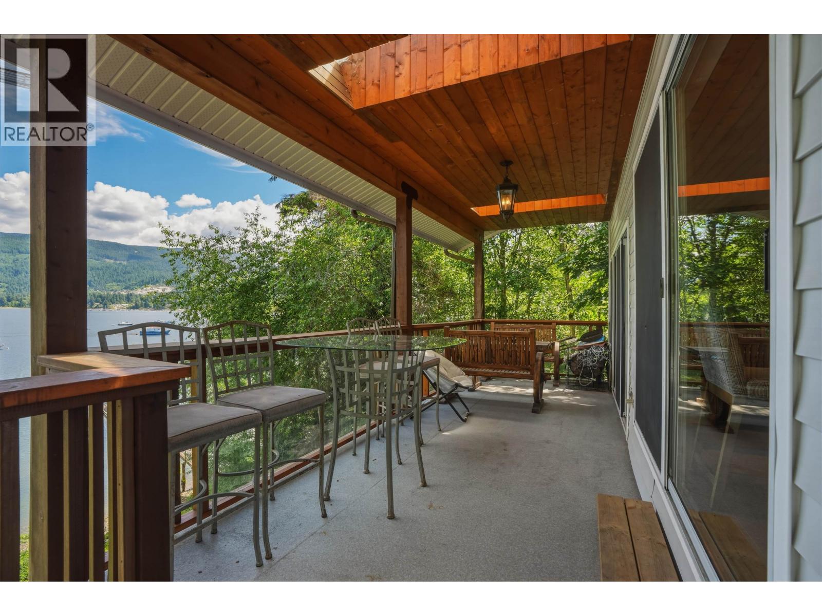 5810 Marine Way, Sechelt, British Columbia  V7Z 0L8 - Photo 22 - R3136356
