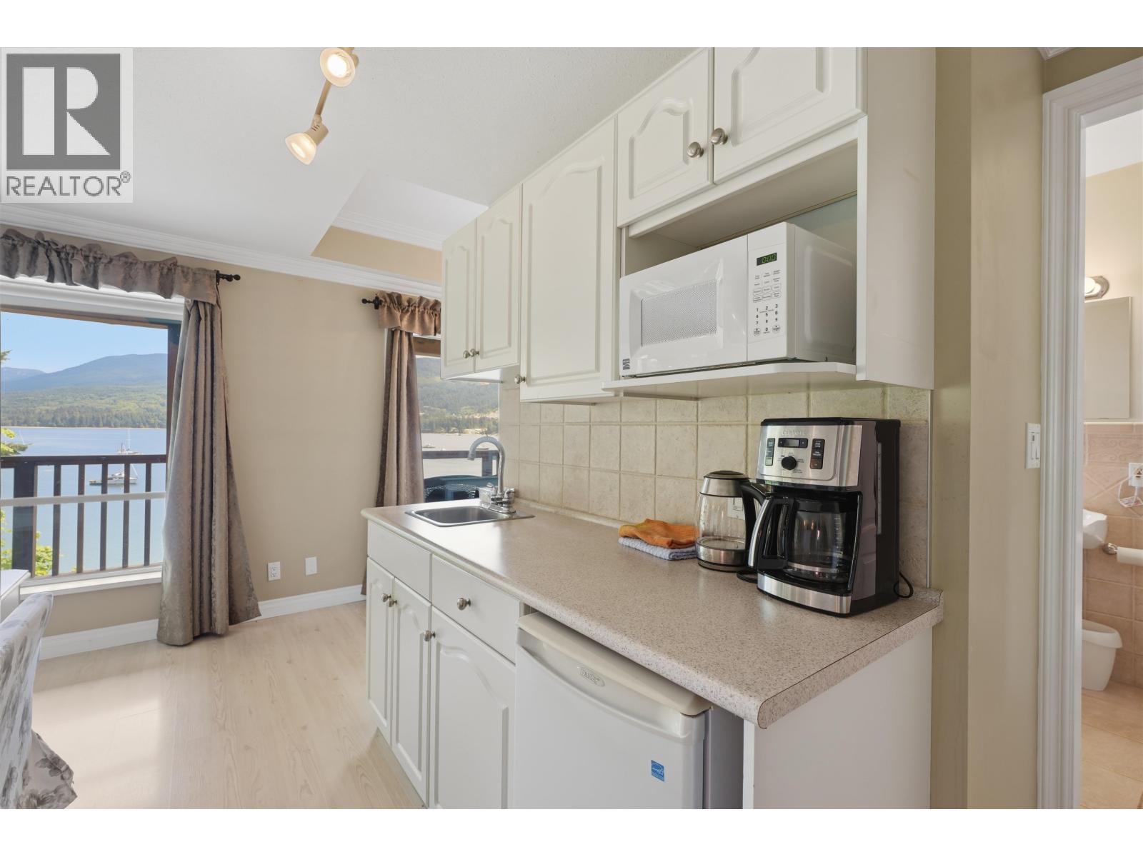 5810 Marine Way, Sechelt, British Columbia  V7Z 0L8 - Photo 26 - R3136356