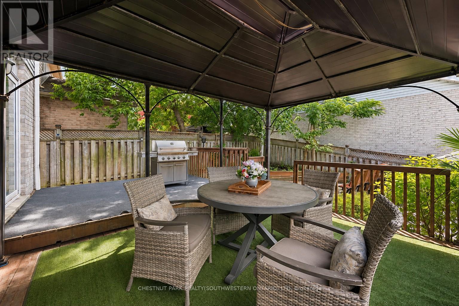 44 Alderson Drive, Cambridge, Ontario  N3C 4C5 - Photo 4 - X13441278
