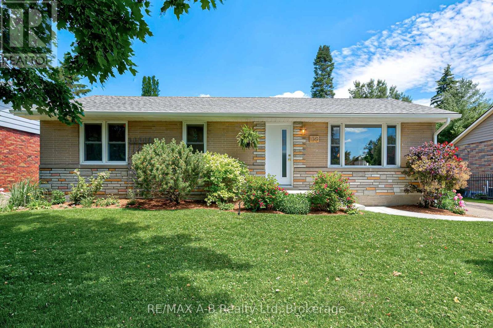 138 WOODS STREET, Stratford, Ontario