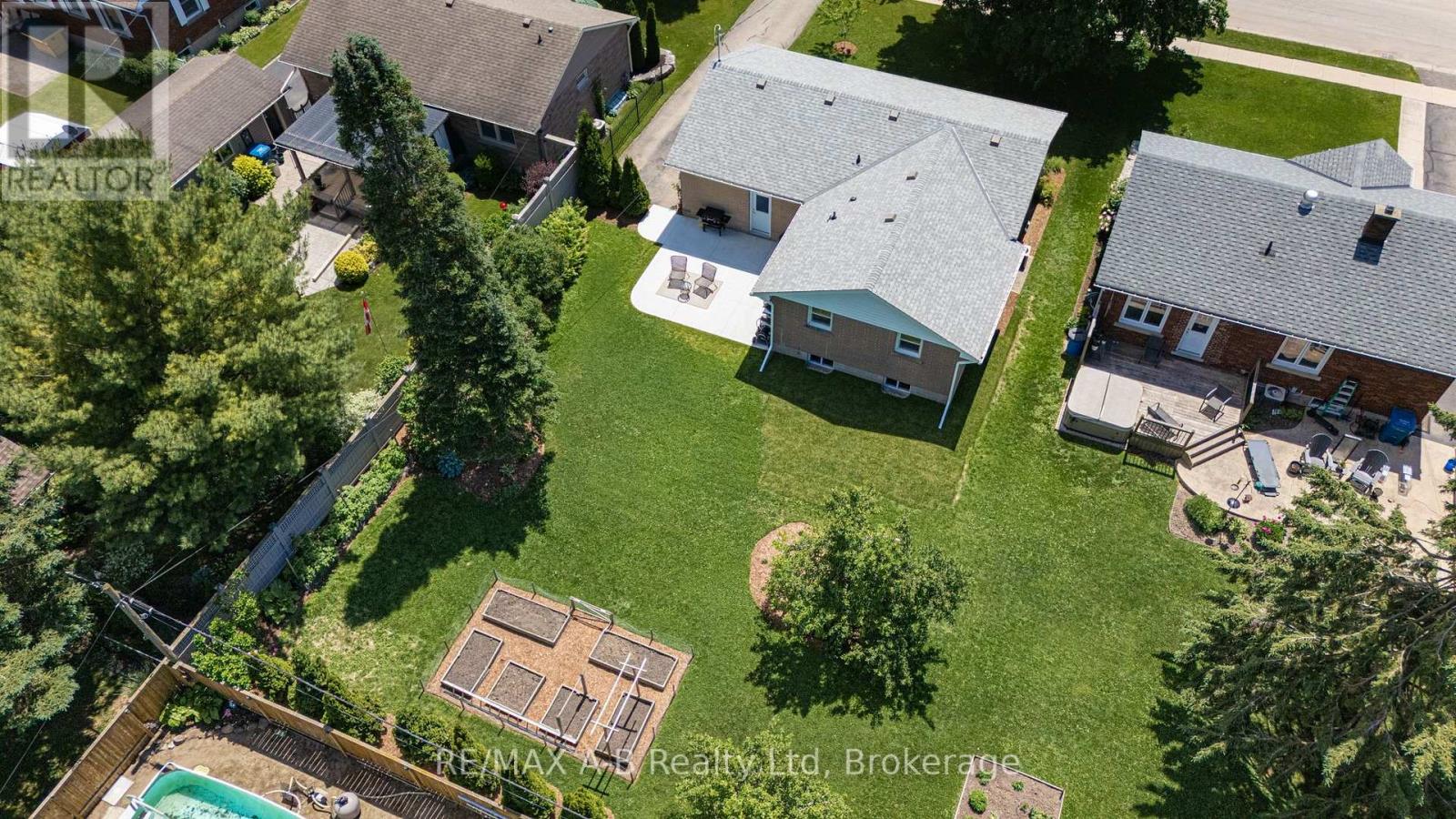 138 Woods Street, Stratford, Ontario  N5A 1M4 - Photo 14 - X13451088