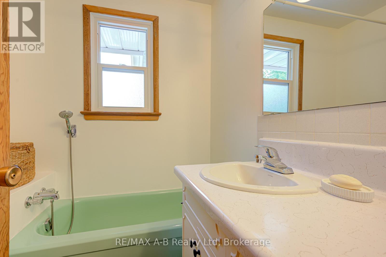 138 Woods Street, Stratford, Ontario  N5A 1M4 - Photo 36 - X13451088