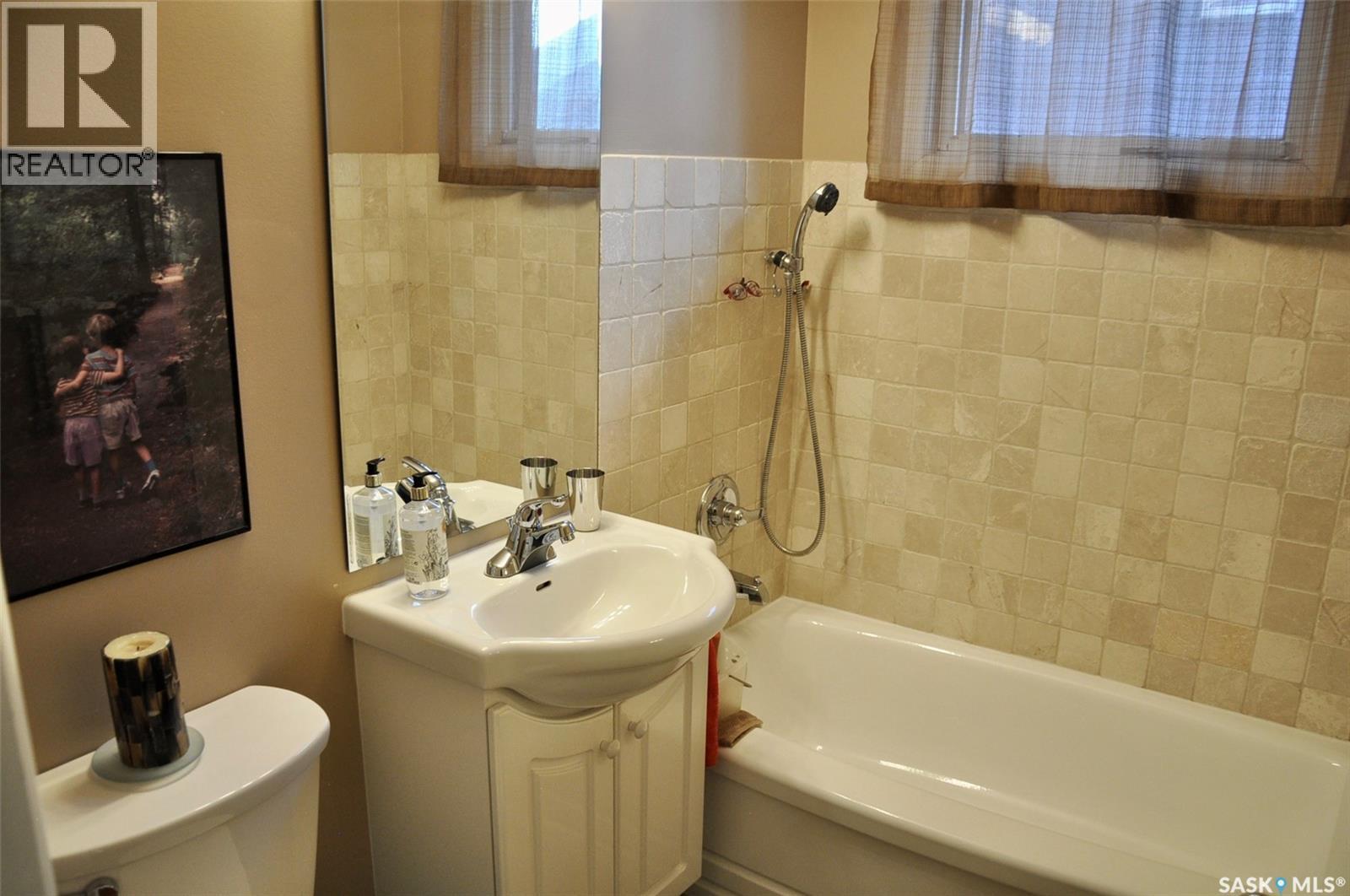 1 Maclean Crescent, Saskatoon, Saskatchewan  S7J 2R6 - Photo 21 - SK039467