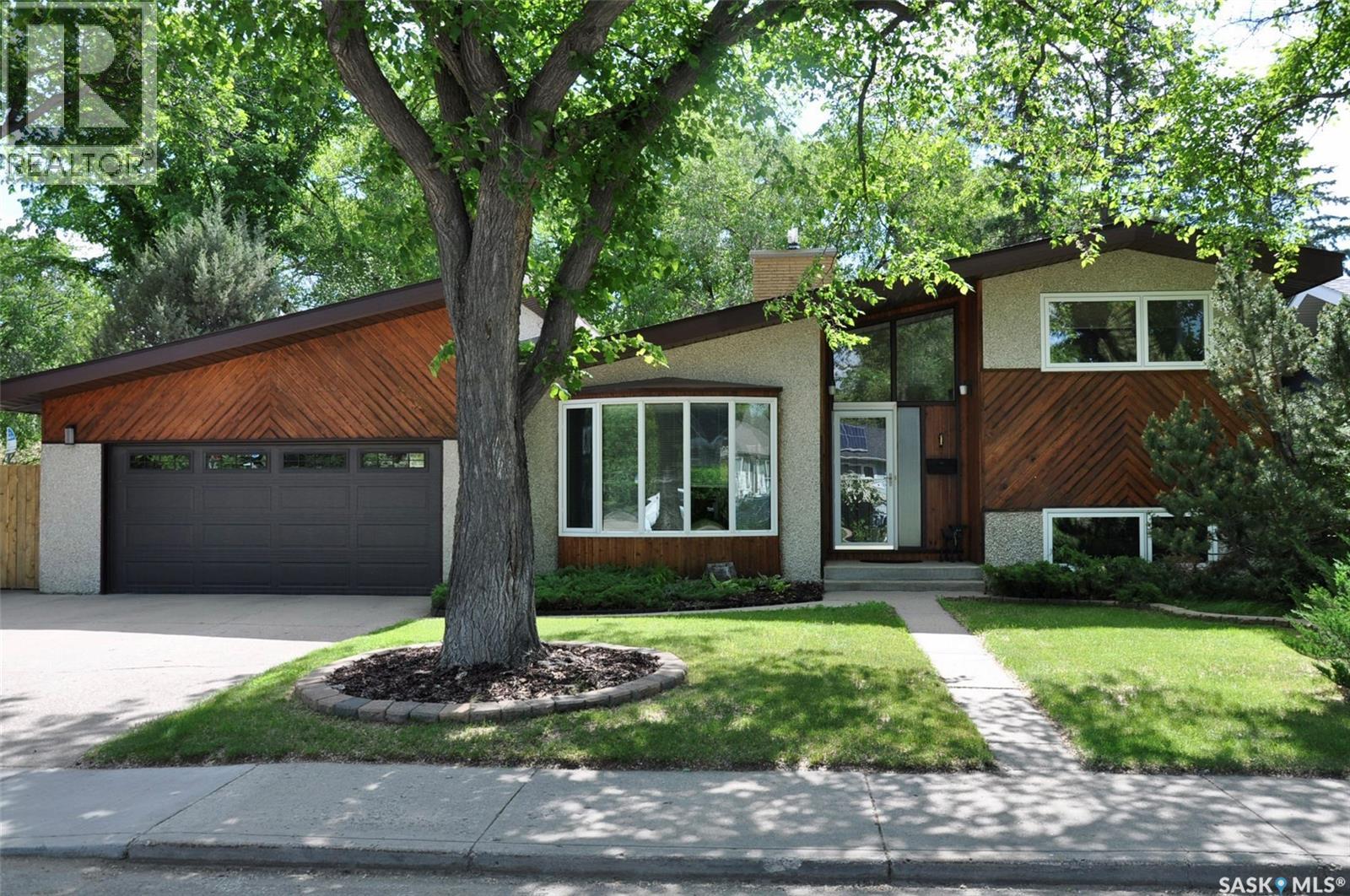 1 Maclean CRESCENT, Saskatoon, Saskatchewan