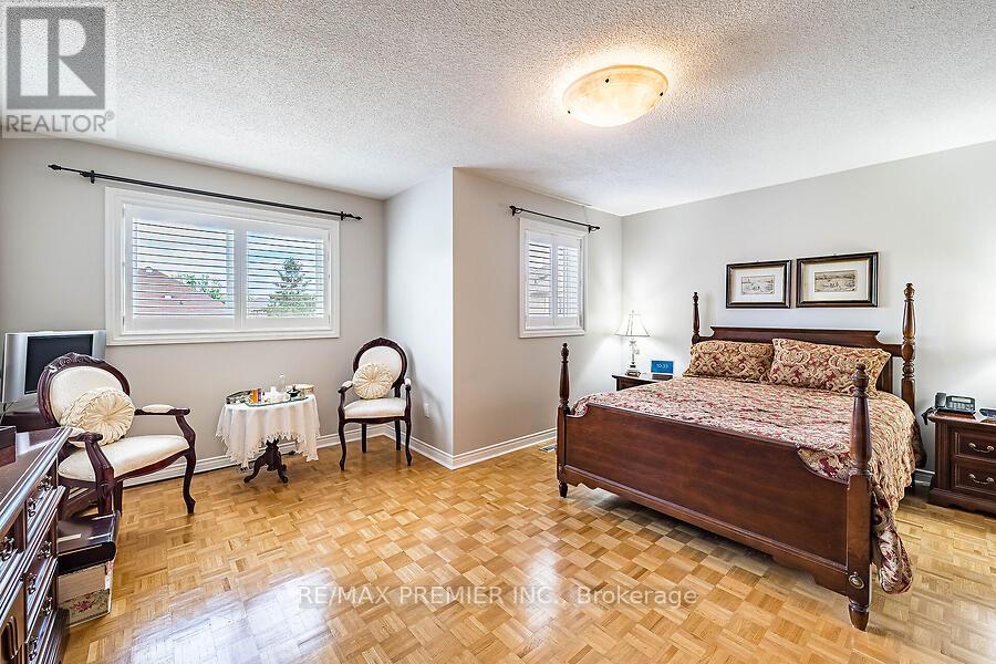 228 Veneto Drive, Vaughan, Ontario  L4L 8X7 - Photo 20 - N13445814