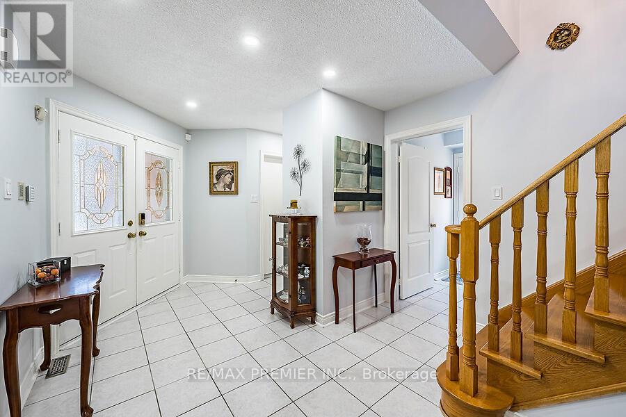 228 Veneto Drive, Vaughan, Ontario  L4L 8X7 - Photo 18 - N13445814