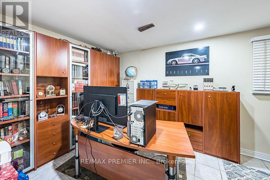 228 Veneto Drive, Vaughan, Ontario  L4L 8X7 - Photo 30 - N13445814
