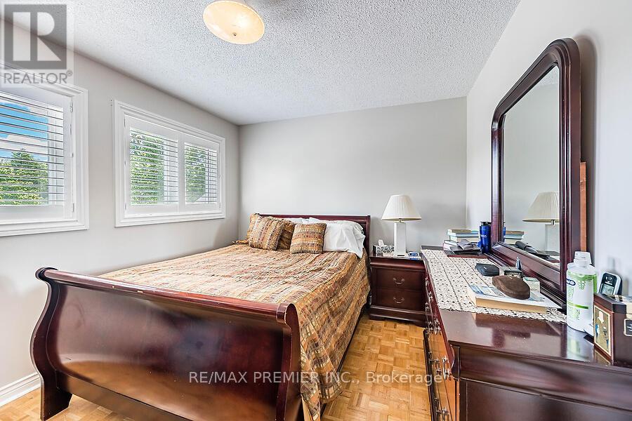 228 Veneto Drive, Vaughan, Ontario  L4L 8X7 - Photo 25 - N13445814