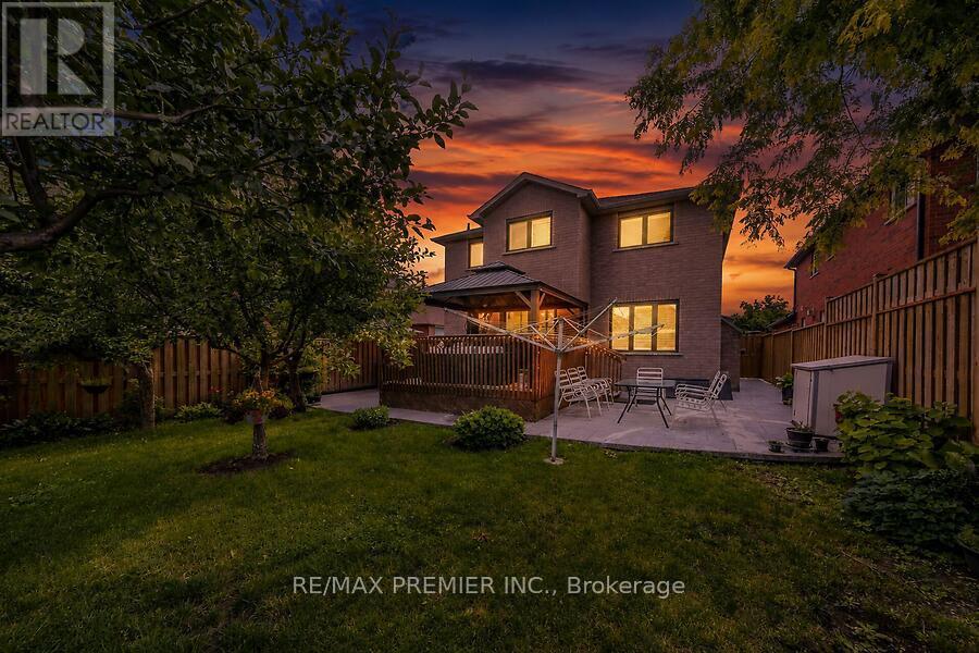 228 Veneto Drive, Vaughan, Ontario  L4L 8X7 - Photo 36 - N13445814