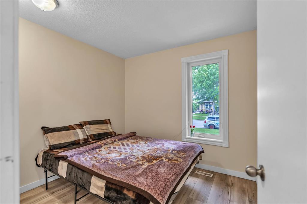 89 Garton Avenue, Winnipeg, Manitoba  R2R 1X1 - Photo 12 - 202613956