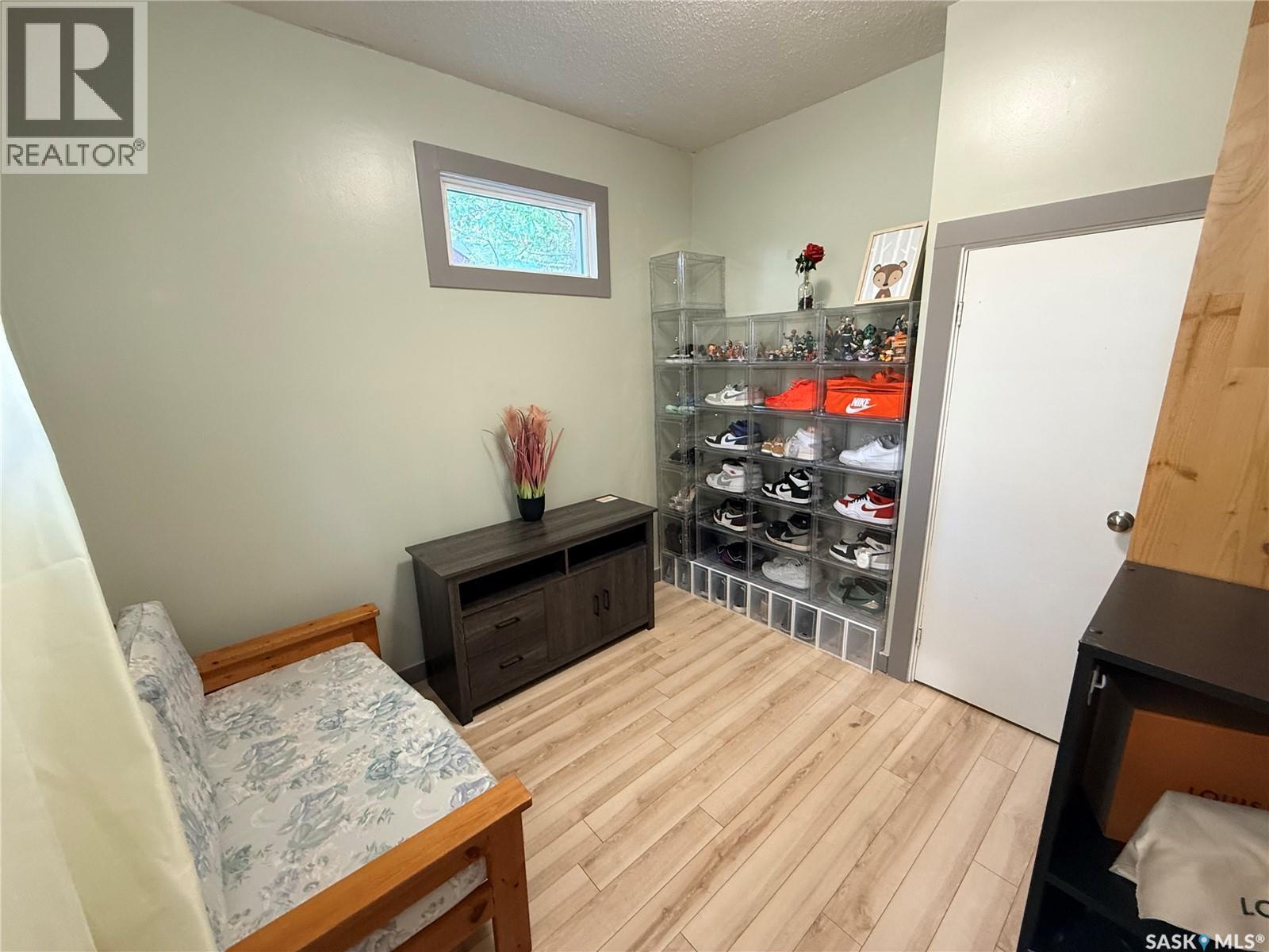 1336 D Avenue N, Saskatoon, Saskatchewan  S7L 1P3 - Photo 16 - SK039571