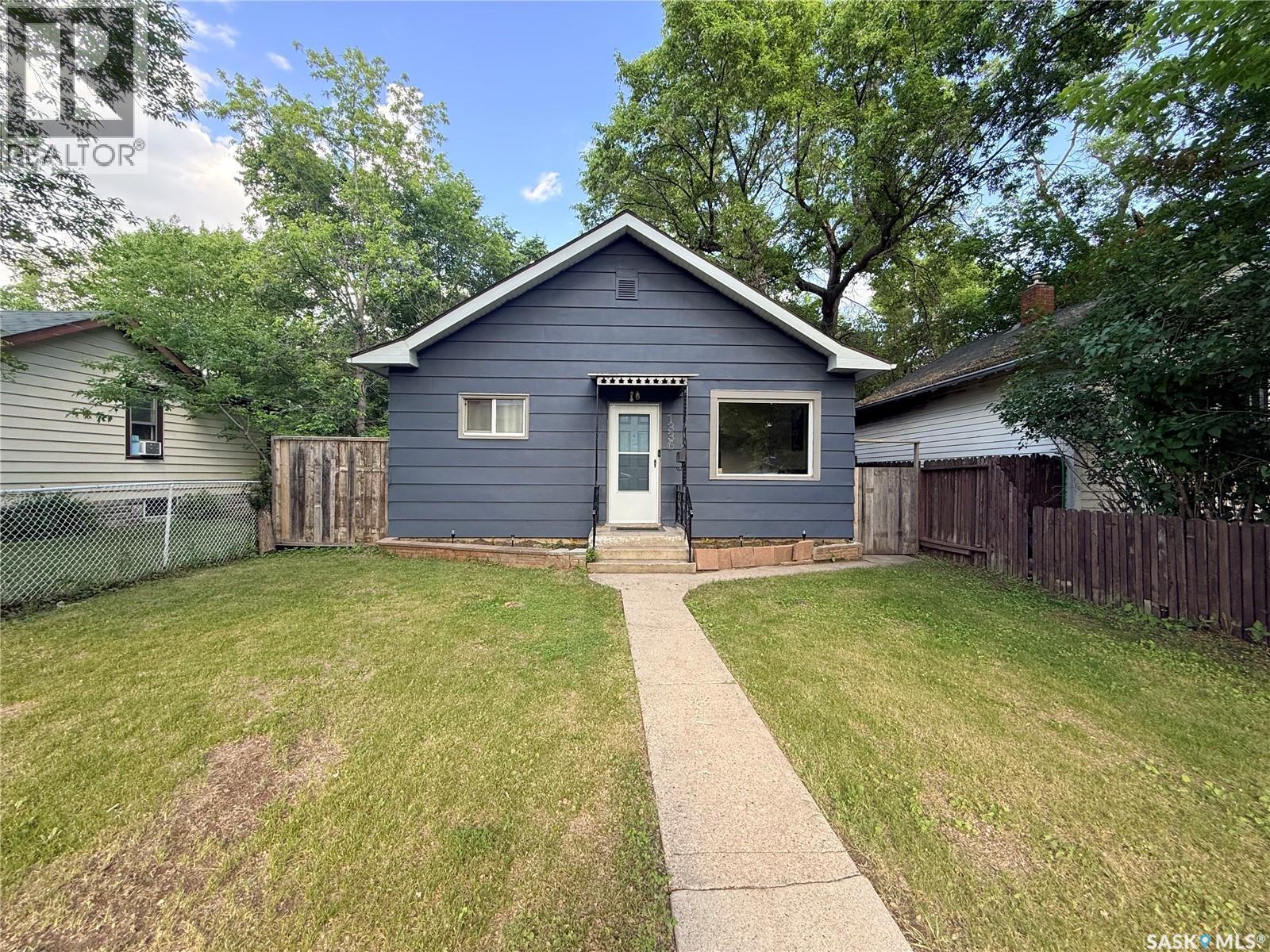 1336 D Avenue N, Saskatoon, Saskatchewan  S7L 1P3 - Photo 2 - SK039571