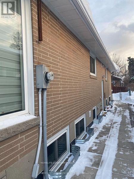 Basement - 111 Clifton Avenue, Toronto, Ontario M3H 4L2 - Photo 2 - C13451258