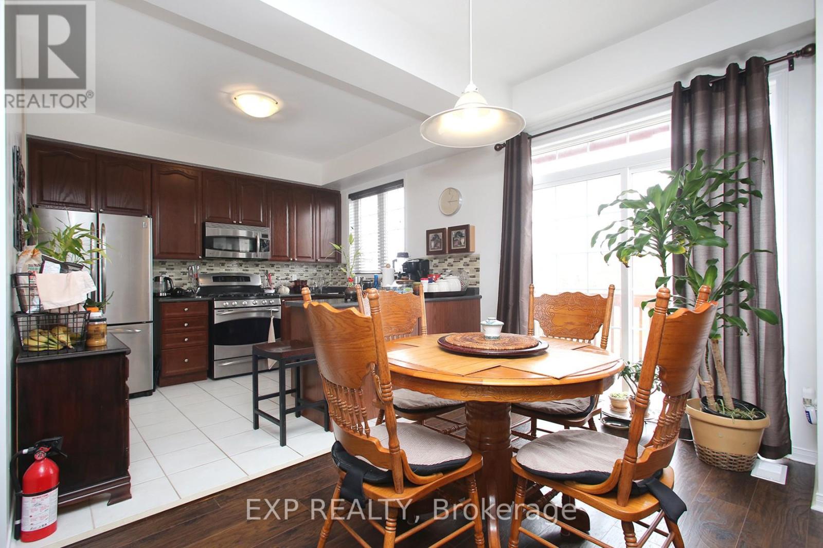 1335 Langley Circle, Oshawa, Ontario  L1K 0E2 - Photo 8 - E13451222