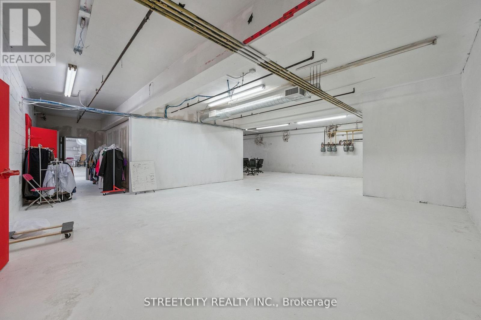 837 Dundas Street W, Toronto, Ontario M6J 1V4 - Photo 31 - C13451308