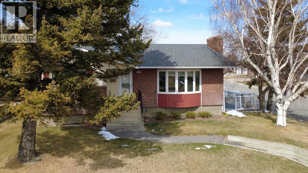 667 21 Street, Fort Macleod, Alberta T0L 0Z0 - Photo 2 - A2297997