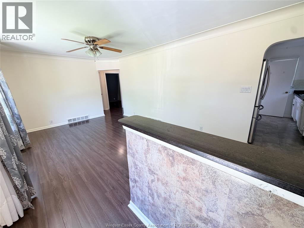 3825 Poplar, Windsor, Ontario  N9C 2E2 - Photo 2 - 26014046