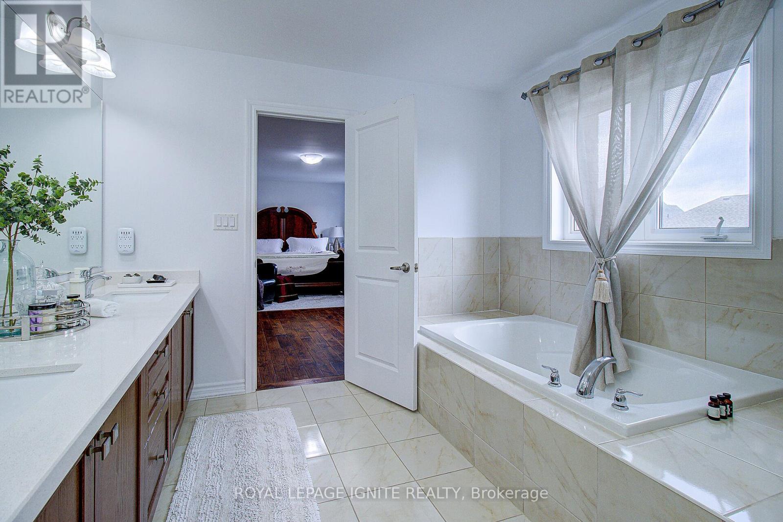 19 Hackett Street, New Tecumseth, Ontario  L9R 0G9 - Photo 15 - N13451160
