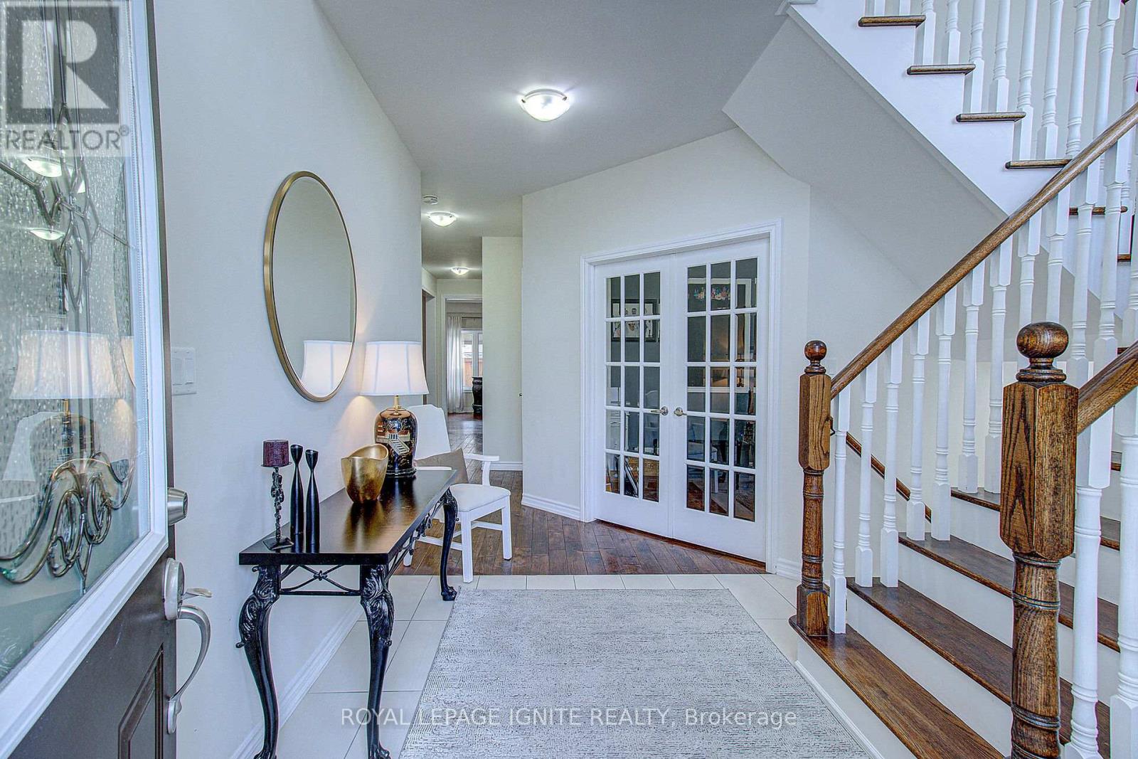 19 Hackett Street, New Tecumseth, Ontario  L9R 0G9 - Photo 3 - N13451160