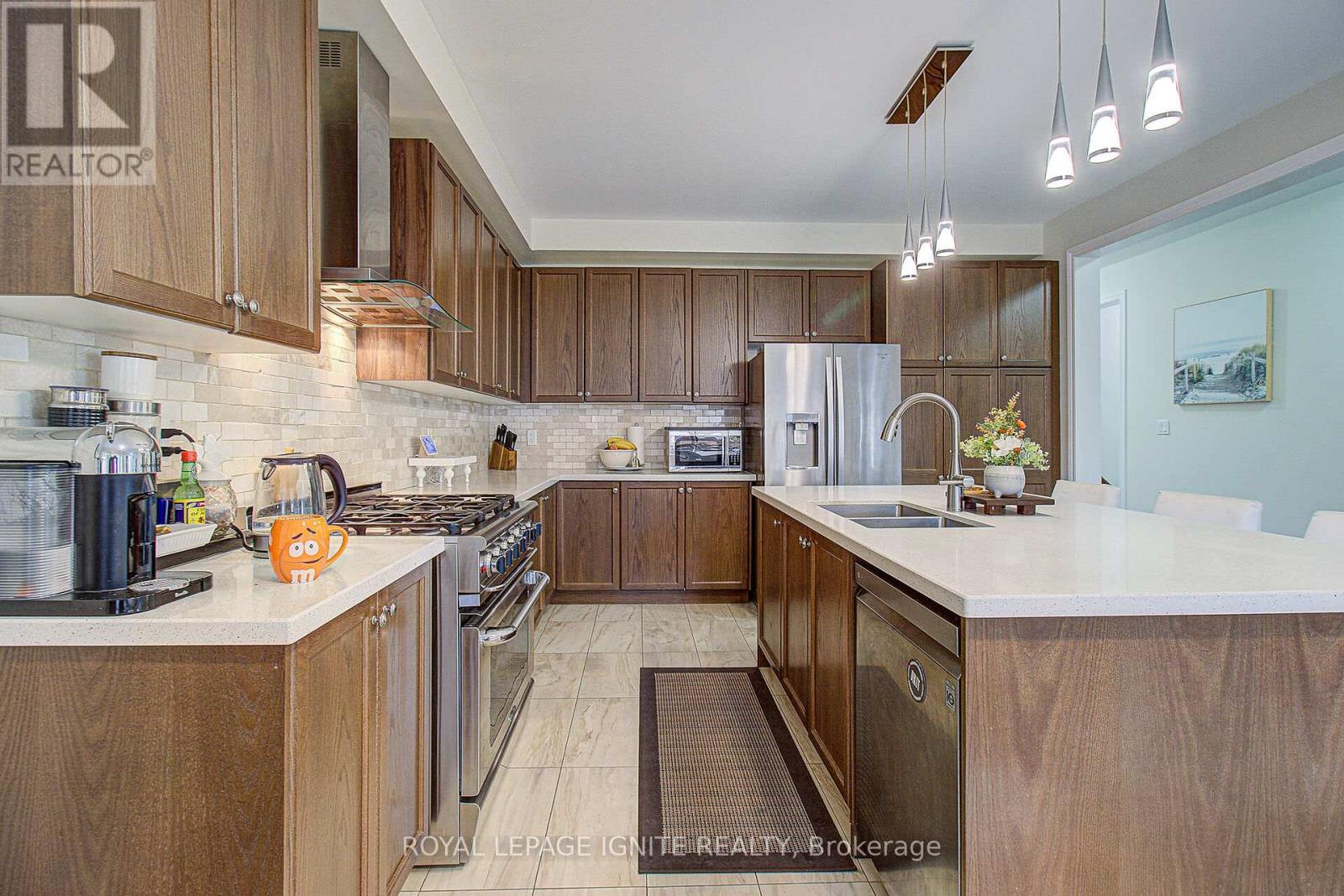 19 Hackett Street, New Tecumseth, Ontario  L9R 0G9 - Photo 9 - N13451160