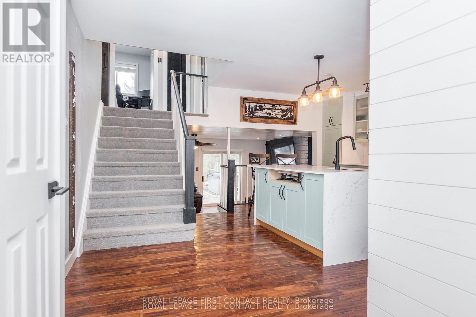 243 Little Avenue, Barrie, Ontario  L4N 6L3 - Photo 4 - S13451156